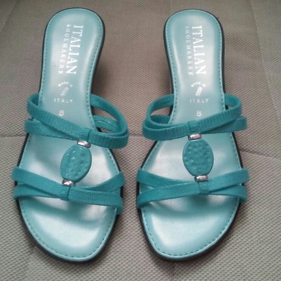 Italian Shoemakers Shoes - Italian Shoemakers Sandals size 8 never worn
